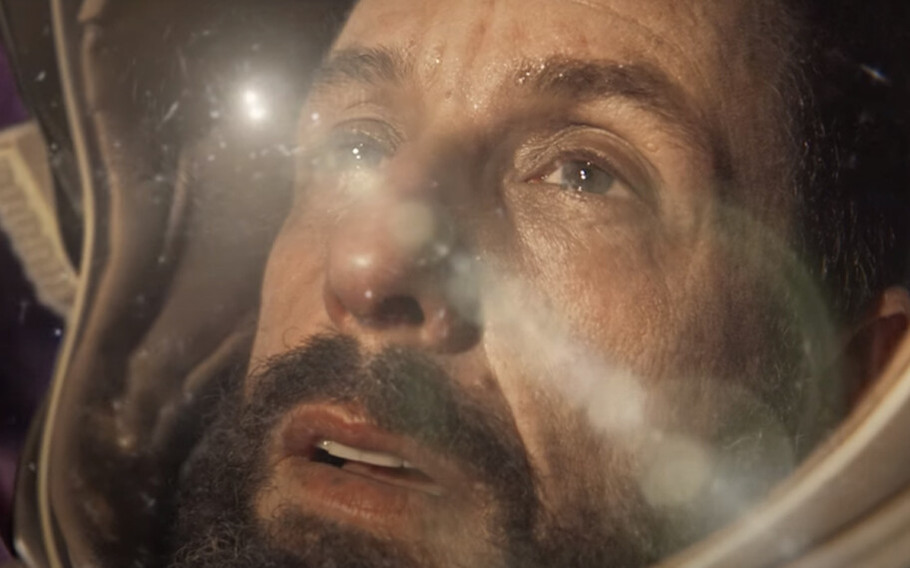 O Astronauta Netflix divulga trailer de filme ficção científica com Adam Sandler